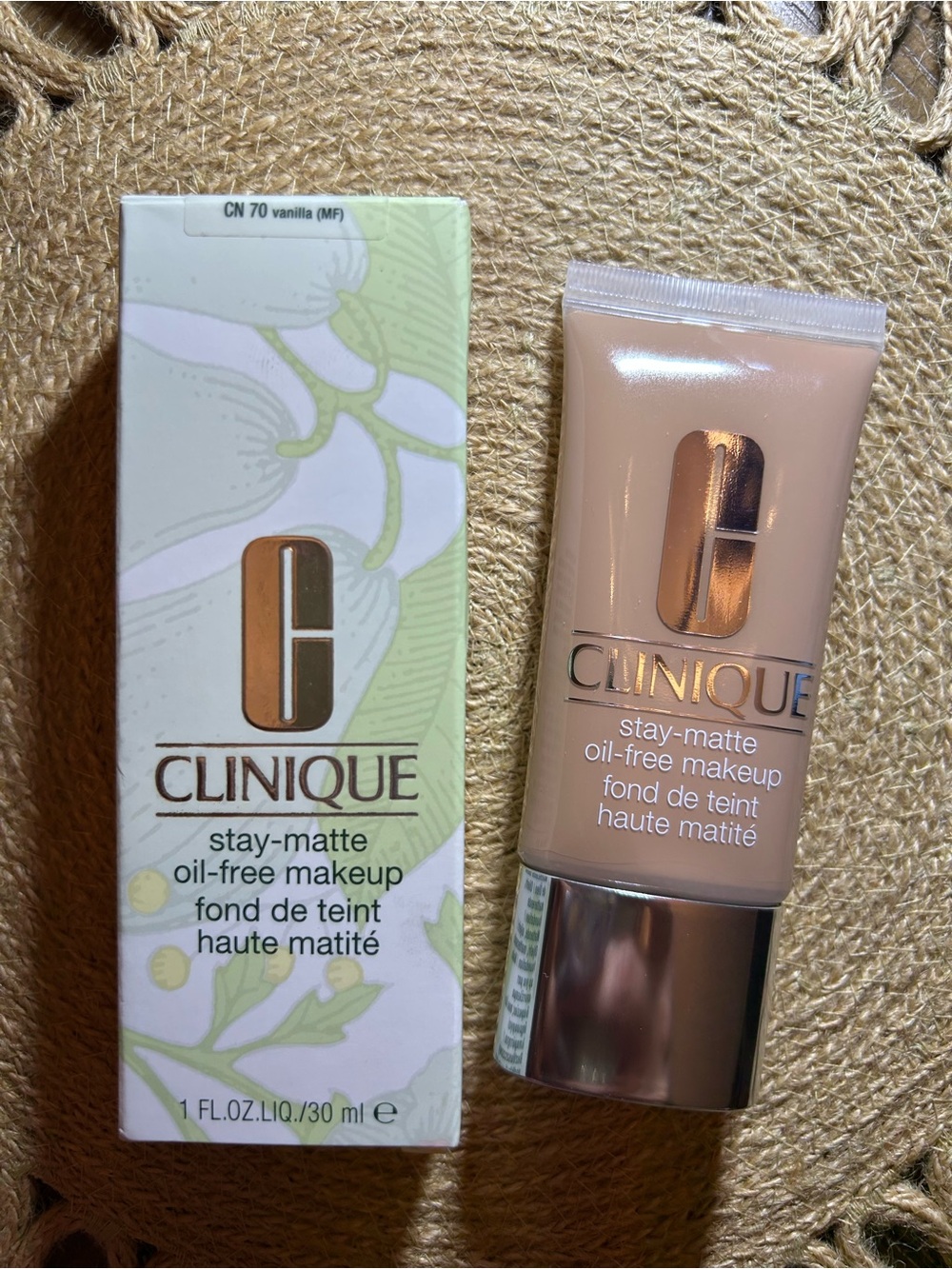NEW Clinique Stay-Matte Oil-Free Makeup Foundation CN70 Vanilla (MF)